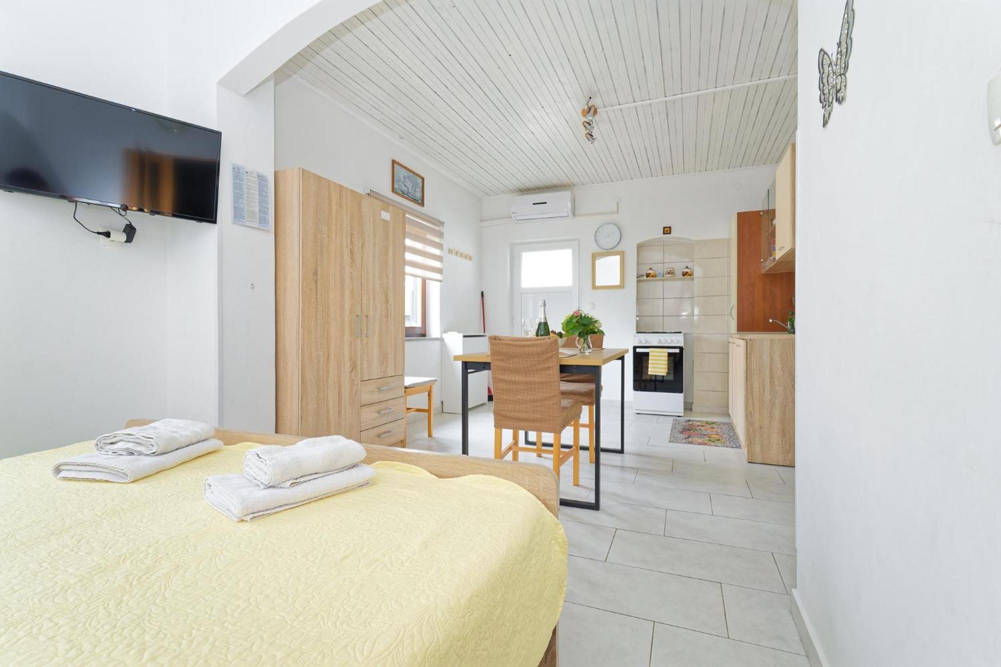Grassi By Rent Istria Apartment